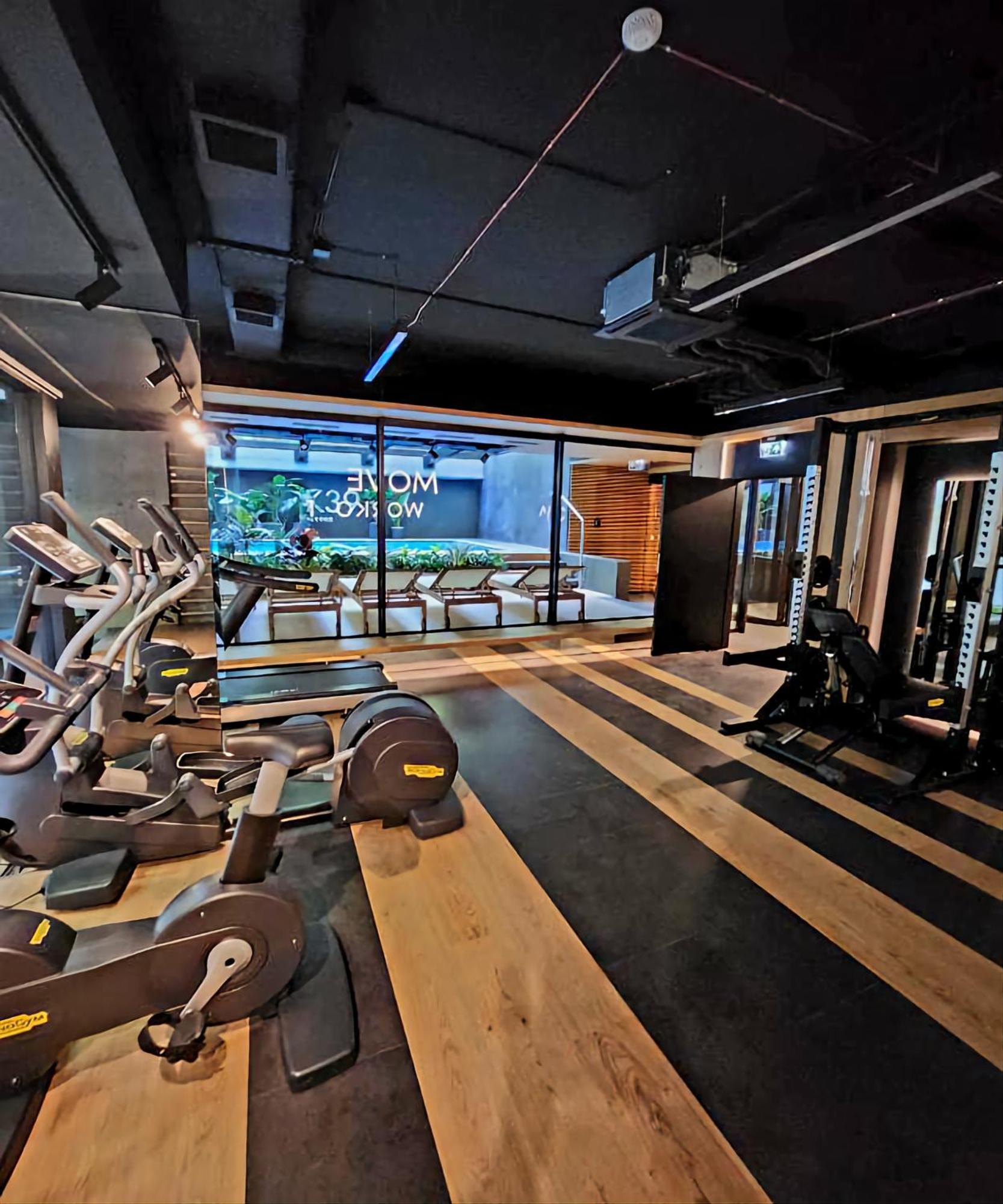 Your Time In Heart Of Cracow , Gym & Free Parking Apartament *